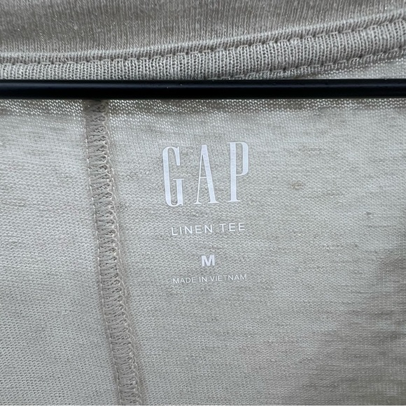 Gap Beige Shimmer V-Neck Lightweight Linen Tee Medium - Picture 2 of 5